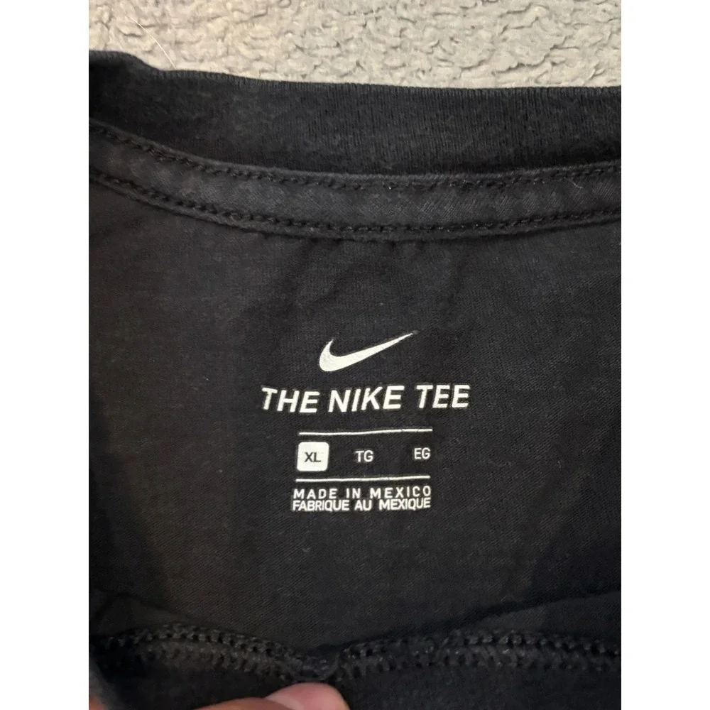 Nike Just Do It Graphic Tee Shirt Black Orange White Youth XL Short Sleeve